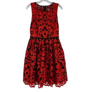 NWT Minuet Red Black Lace Dress Size Medium Beaded Belt Party Christmas Feminine
